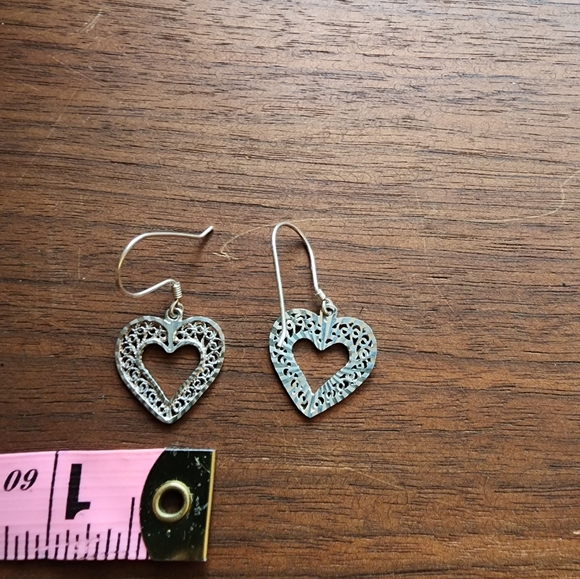 Lovely heartshaped sterling drop earrings - Picture 7 of 8